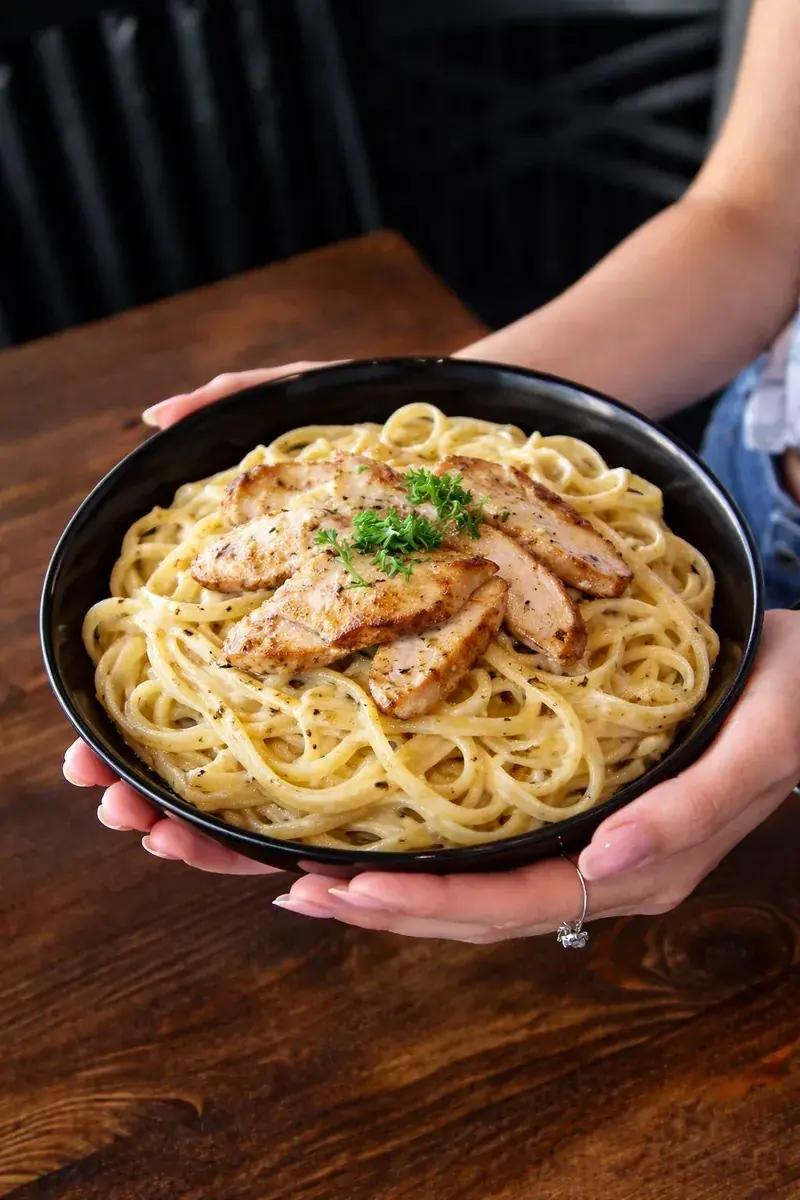 Chicken Alfredo Pasta